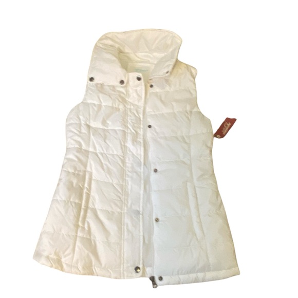 Arizona Jean Company Jackets & Blazers - Arizona Jean Company White Puffer Vest NWT